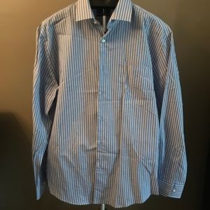 Dockers Men's Button-Down Long Sleeve Shirt